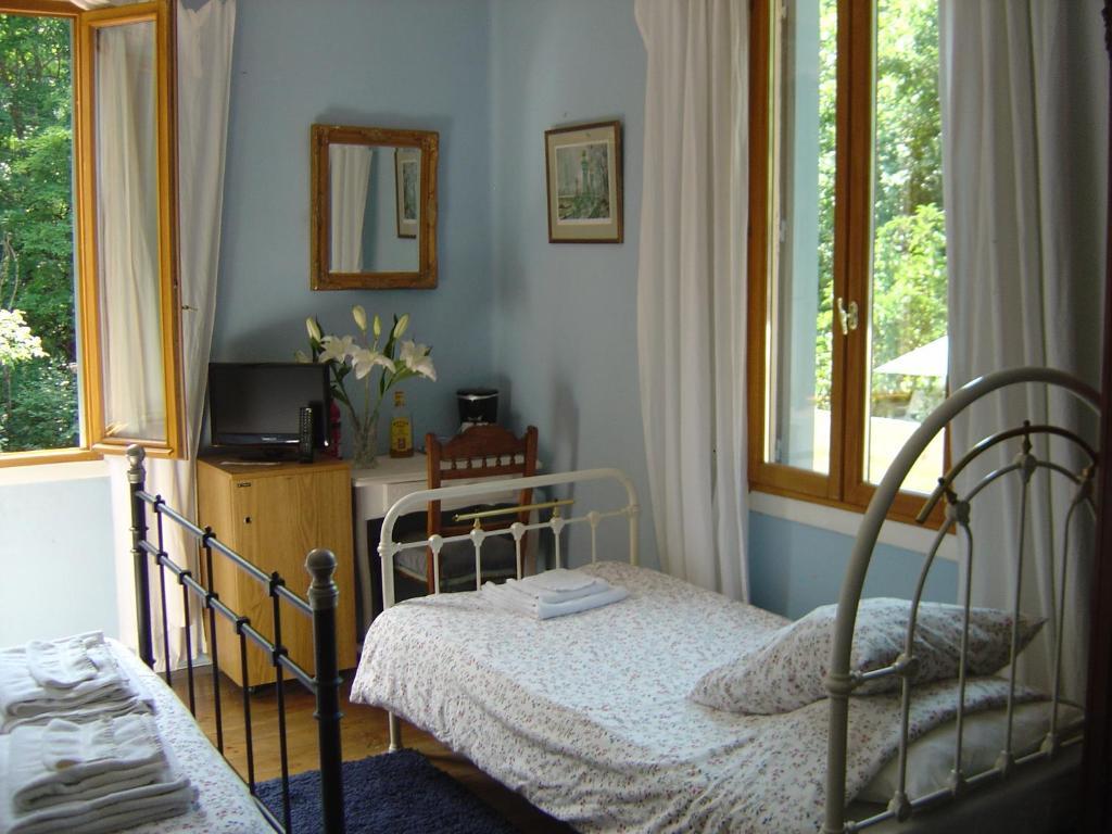 Aux Quatre Saisons Axat Bed & Breakfast Rom bilde