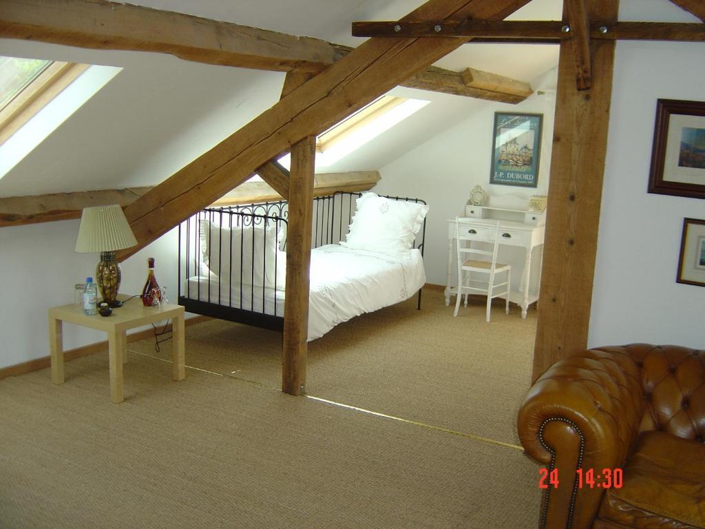 Aux Quatre Saisons Axat Bed & Breakfast Rom bilde